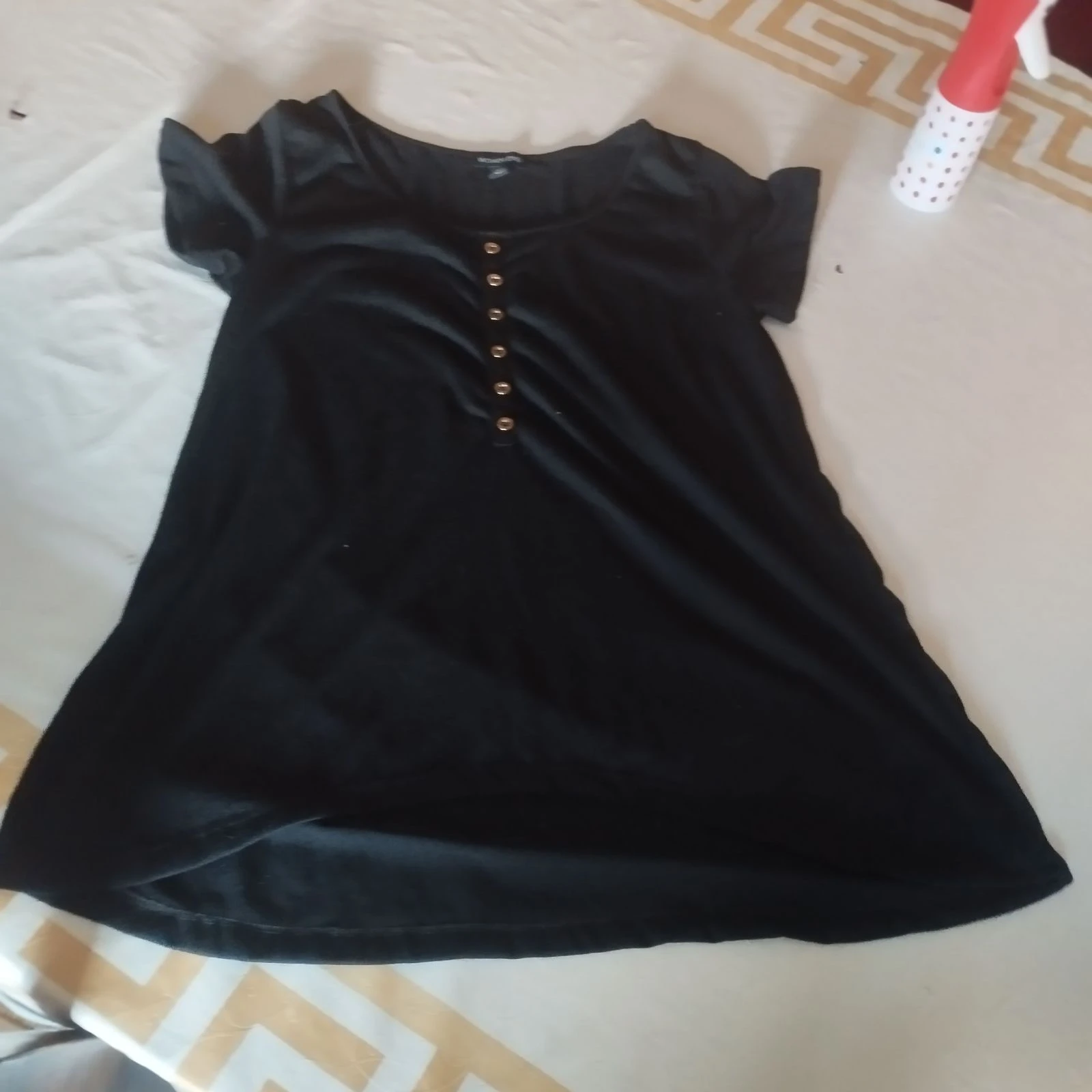 Tee shiirt femme taille m bon état 2e Ni tâche ni trou 